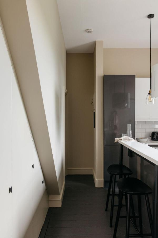 The Curator'S Apartment - Spacious 2 Bedrooms باث المظهر الخارجي الصورة
