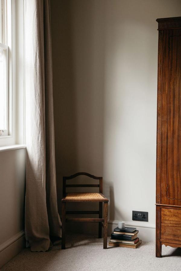 The Curator'S Apartment - Spacious 2 Bedrooms باث المظهر الخارجي الصورة